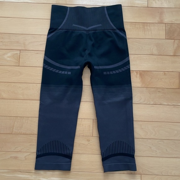 Gymshark GEO seamless cropped legging - Picture 3 of 8